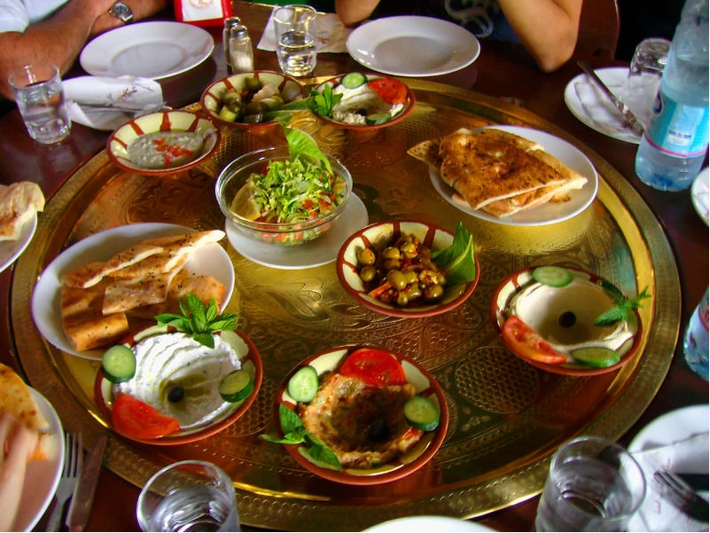 Meze-Essen