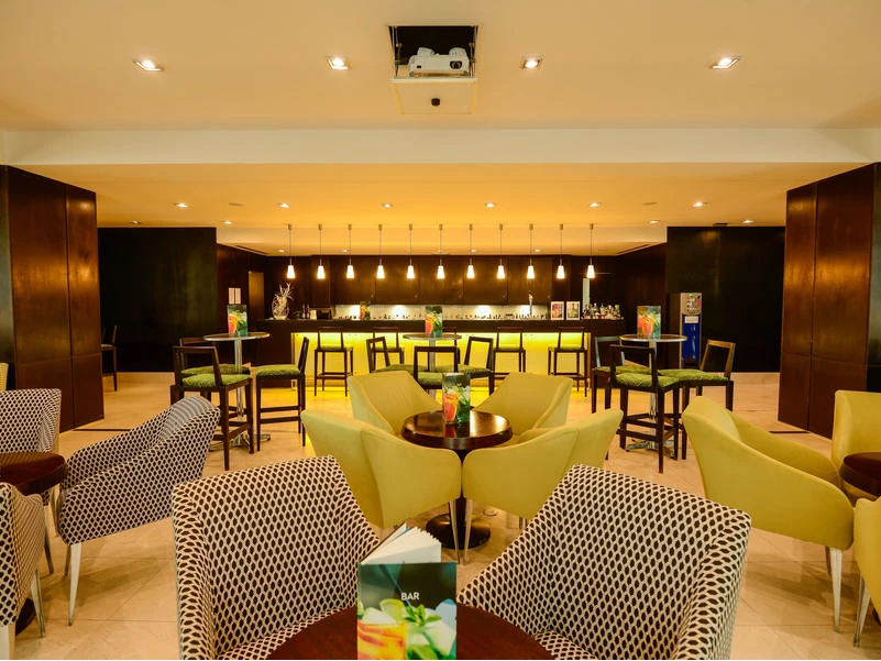 Hotel Azoris Royal Garden - Bar