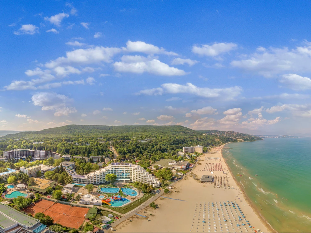 Maritim Hotel Paradise Blue Albena - Luftbild