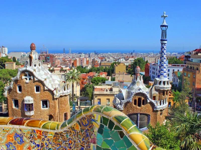 Barcelona Highlights - Von Gaudí bis zum Mittelmeer